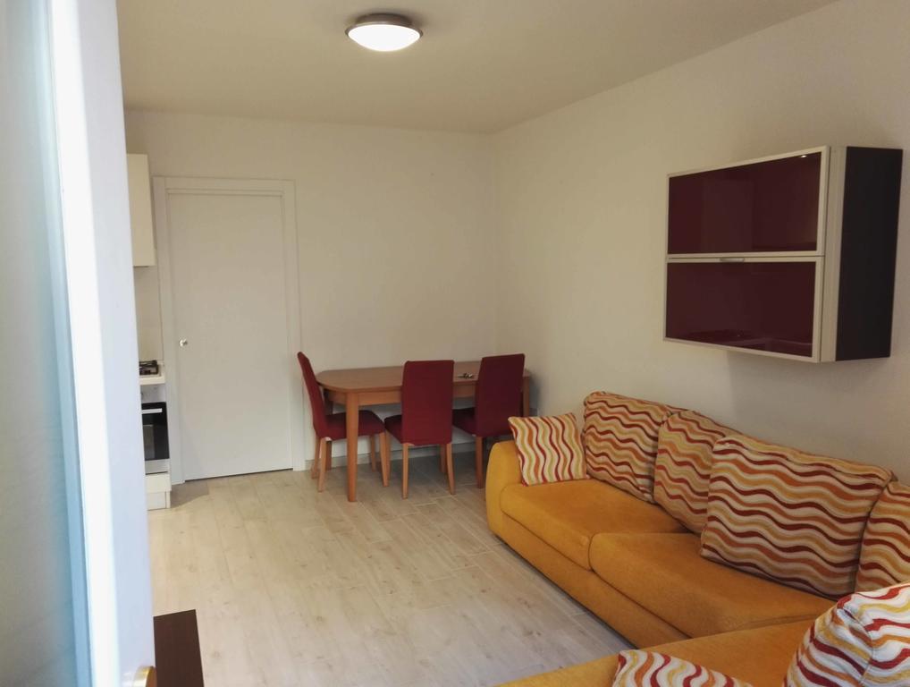 La Casa Nel Borgo Sul Lago Пизоние Екстериор снимка