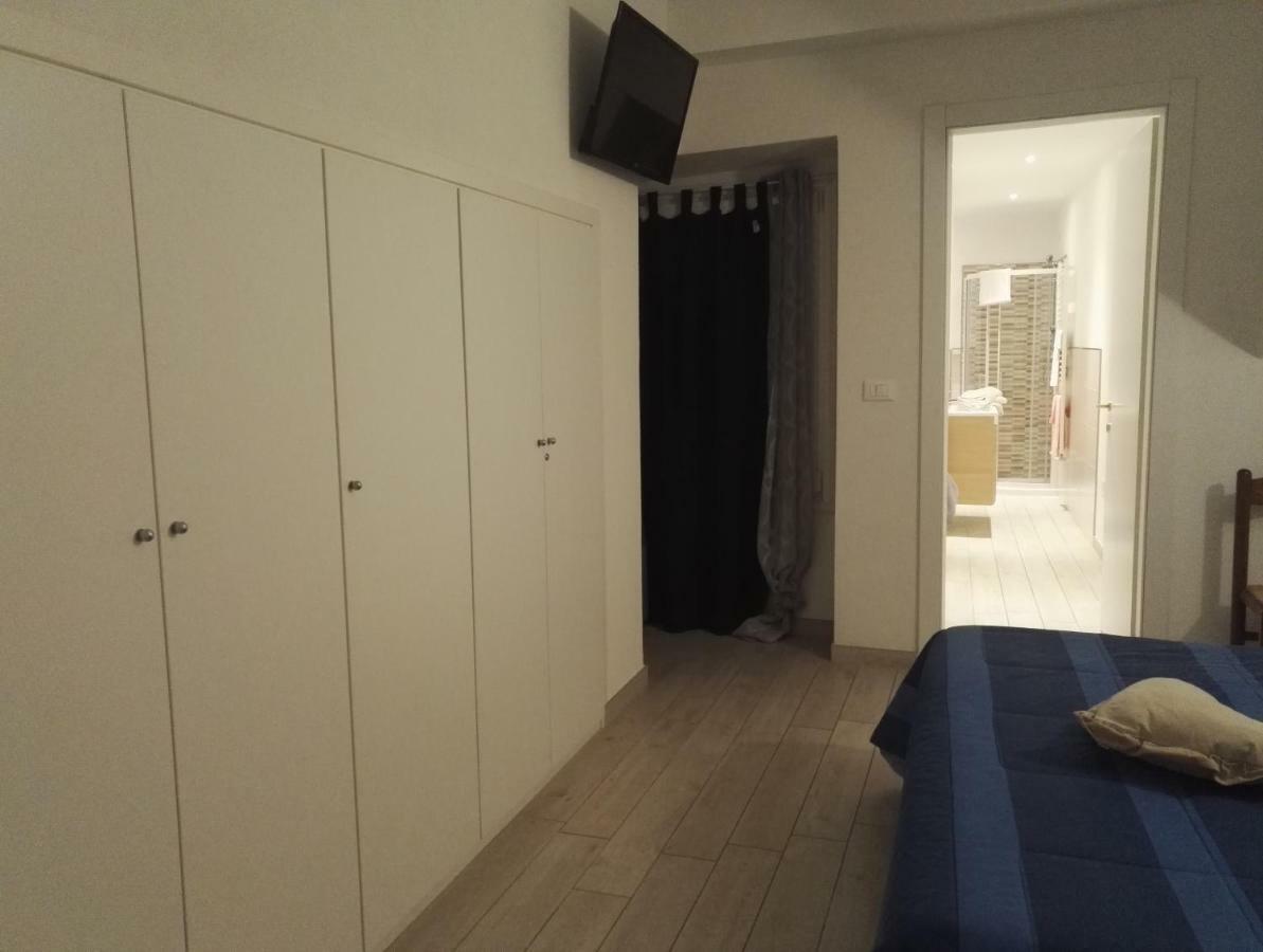 La Casa Nel Borgo Sul Lago Пизоние Екстериор снимка