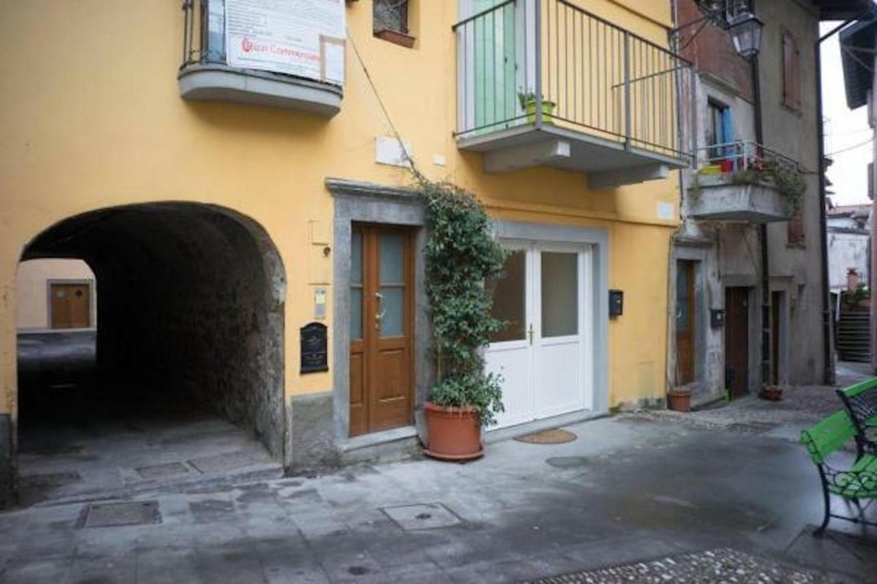 La Casa Nel Borgo Sul Lago Пизоние Екстериор снимка